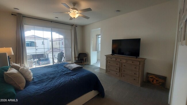 Building Photo - 290 E Markwood Dr