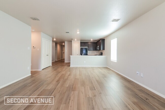 Building Photo - 5915 Nyquist Wy