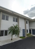 Building Photo - 1705 Colonial Blvd