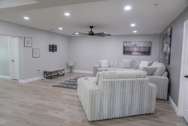 Building Photo - 293 Monte Cristo Blvd