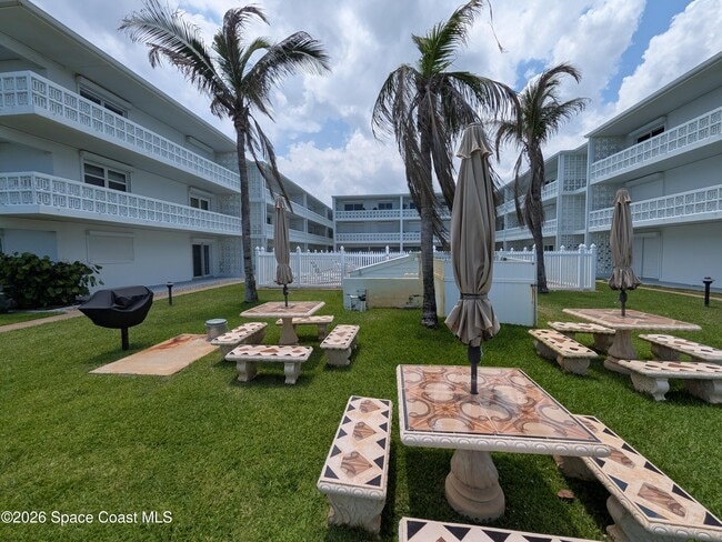 Building Photo - 4800 Ocean Beach Blvd