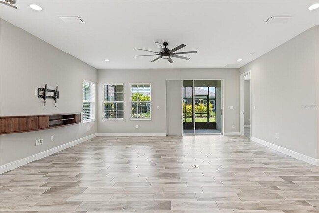 Building Photo - 5607 Limelight Dr
