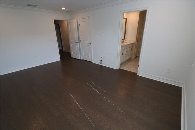 Building Photo - 4510 S Manhattan Ave