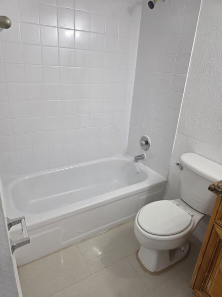 Building Photo - 4793 S Texas Ave