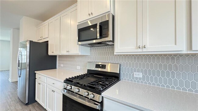 Building Photo - 55 Peeples Dr