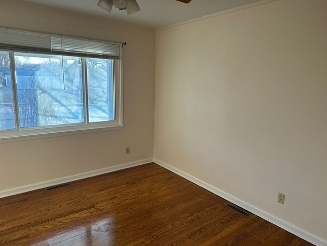 Building Photo - 11508 E 51 St S