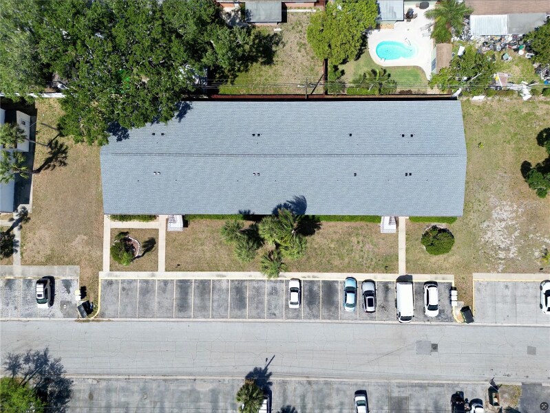 Building Photo - 2348 Shelley St