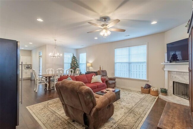 Building Photo - 9868 Bluestone Cir