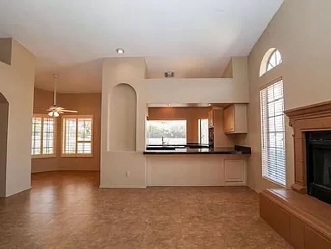 Building Photo - 4120 E Placita Presilla