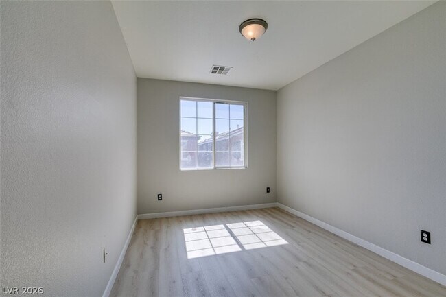 Building Photo - 8607 Rowland Bluff Ave