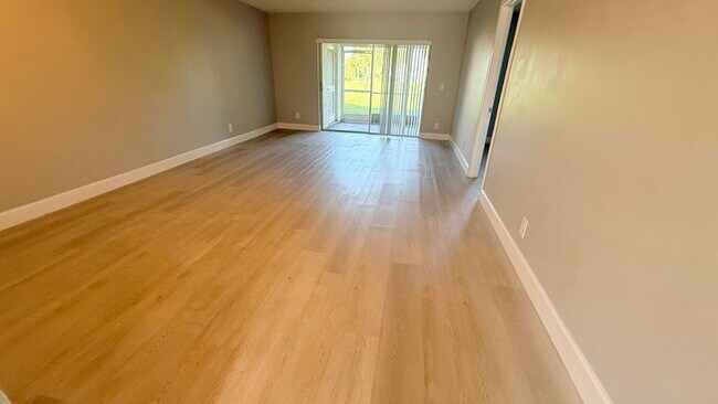 Building Photo - 2828 Casita Way