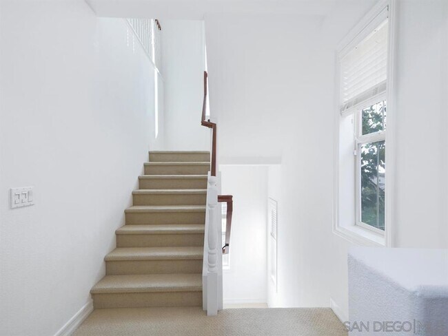 Building Photo - 8541 Old Stonefield Chase
