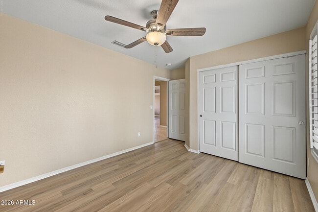 Building Photo - 4008 W Bloomfield Rd