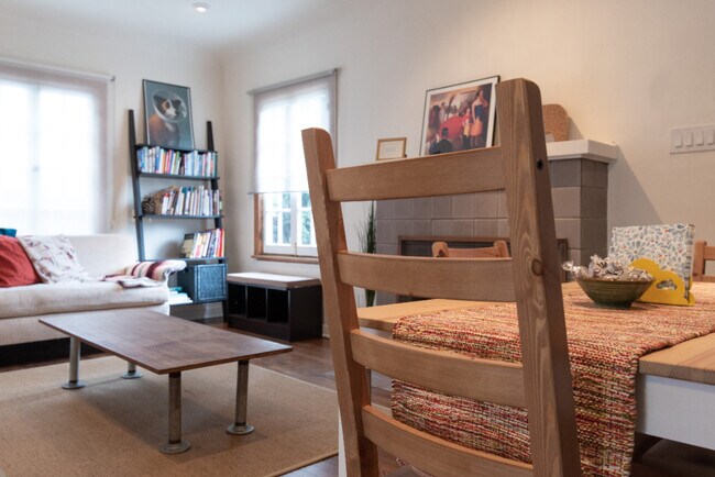 Building Photo - 2756 Locksley Pl