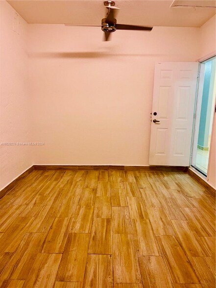 Building Photo - 20125 NW 78th Pl