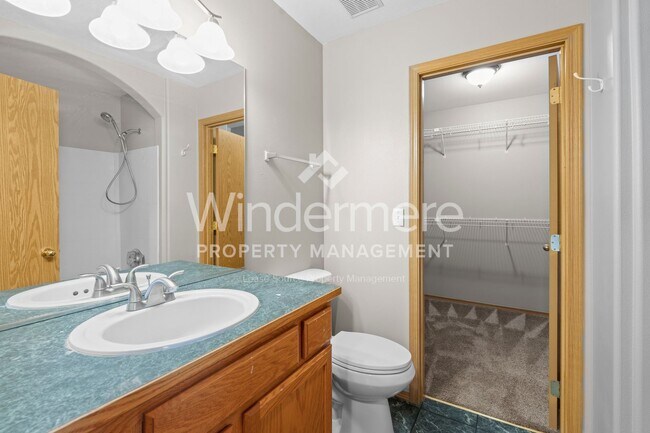 Building Photo - 3 Bedroom 2.5 Bath Home In Eagle Ridge