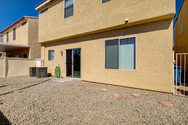 Building Photo - 4 Bedroom Home in the South West / 89139 Area