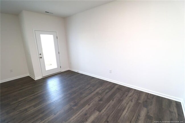 Building Photo - 374 Freestall Dr