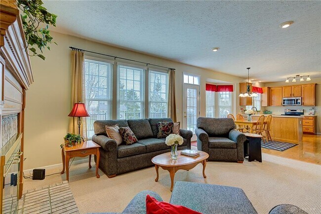 Building Photo - 4204 Country Glen Cir
