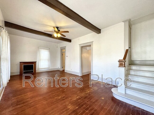 Building Photo - 321 E Greeley St