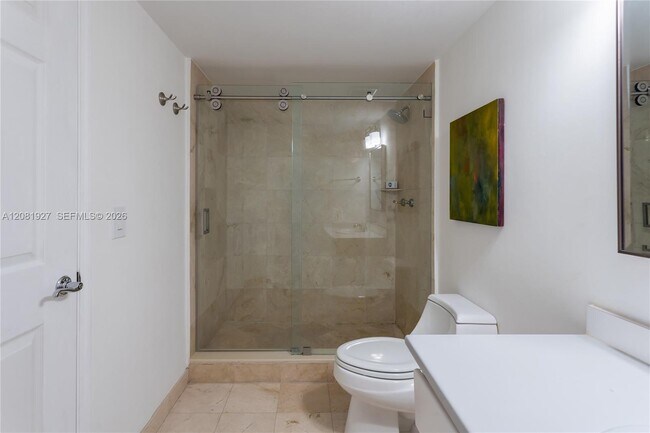 Building Photo - 16711 Collins Ave