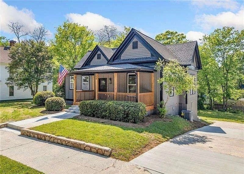 Building Photo - 208 Highland Ave