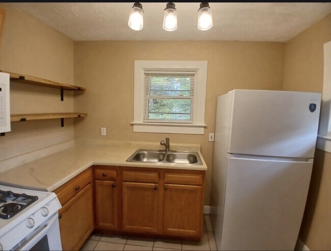 Building Photo - 103 N 38th St