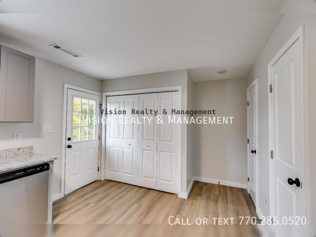 Building Photo - 409 Tallapoosa St