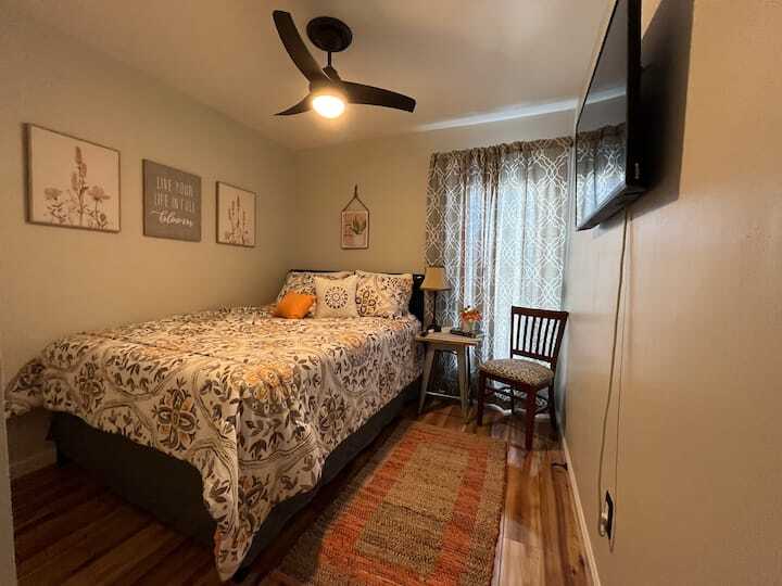 Building Photo - 12102 Carriage Ct SE