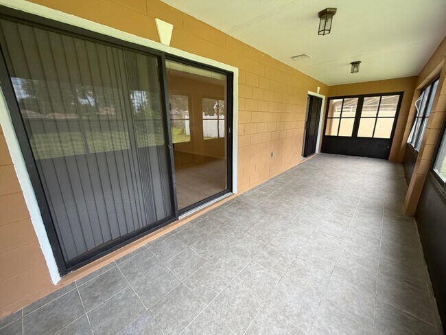 Building Photo - 608 Antelope Ln
