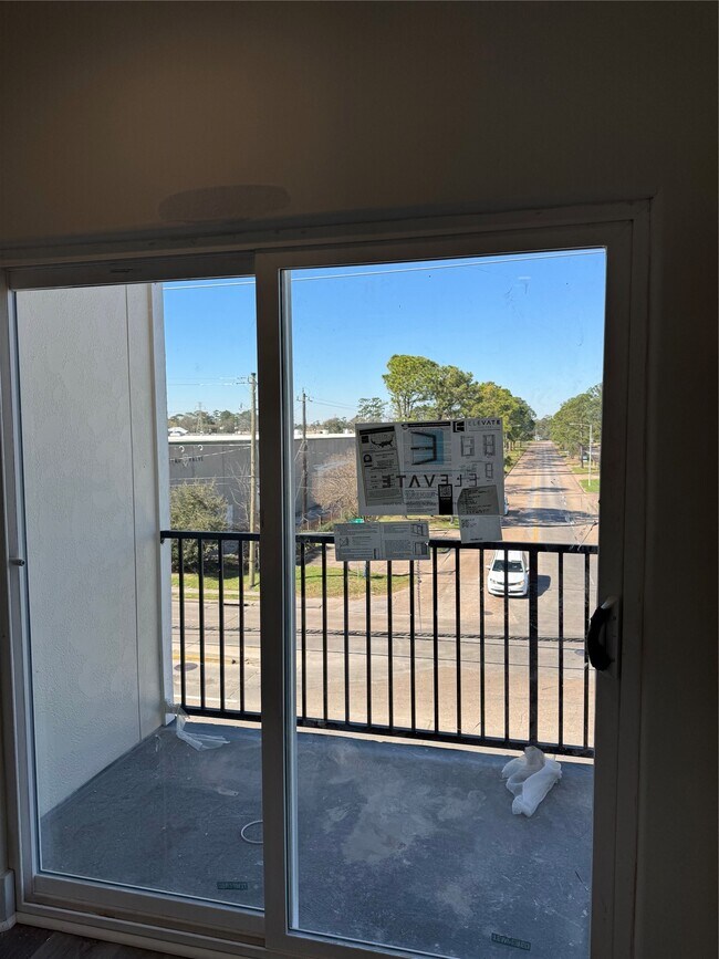 Building Photo - 3808 Yale St