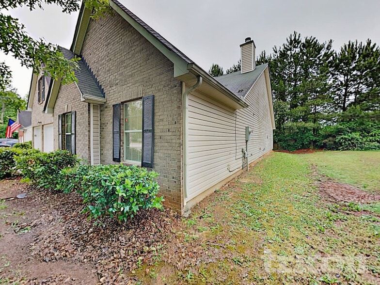 Building Photo - 161 Kentwood Springs Dr