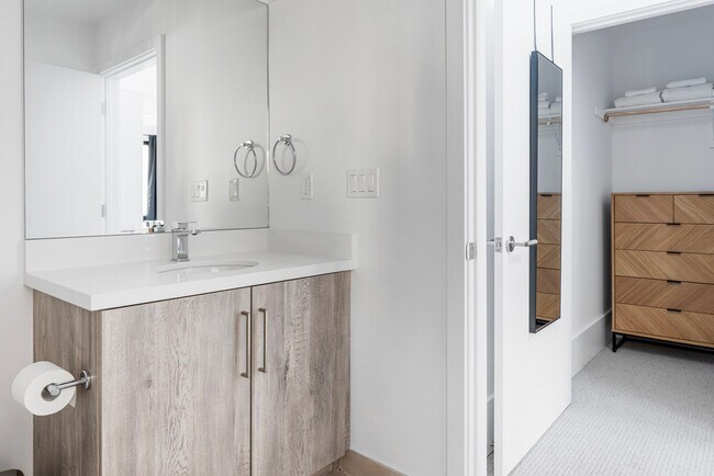 Building Photo - 1288 Howard St