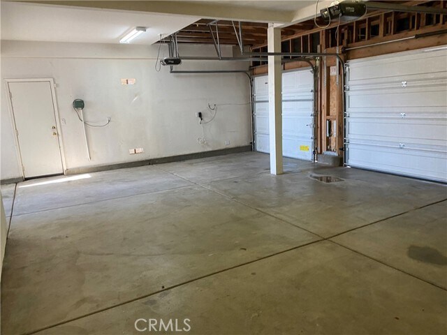 Building Photo - 5505 Sunset Ridge Dr