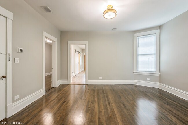 Building Photo - 3821 N Whipple St