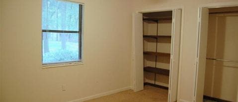 Building Photo - 1007 Redbud Ave