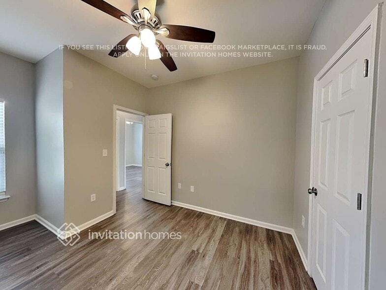 Building Photo - 1816 Conifer Cir