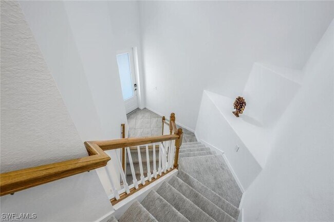 Building Photo - 2375 Montserrat Ln