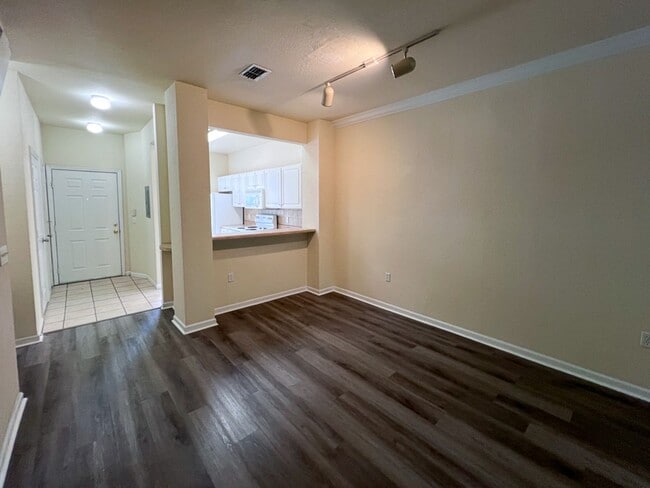Building Photo - 2/2.5 Town Home in Magnolia Place Available NOW!