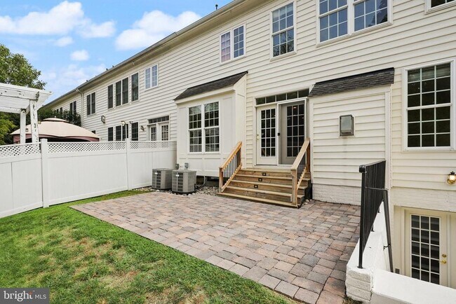 Building Photo - 43616 Carradoc Farm Ter