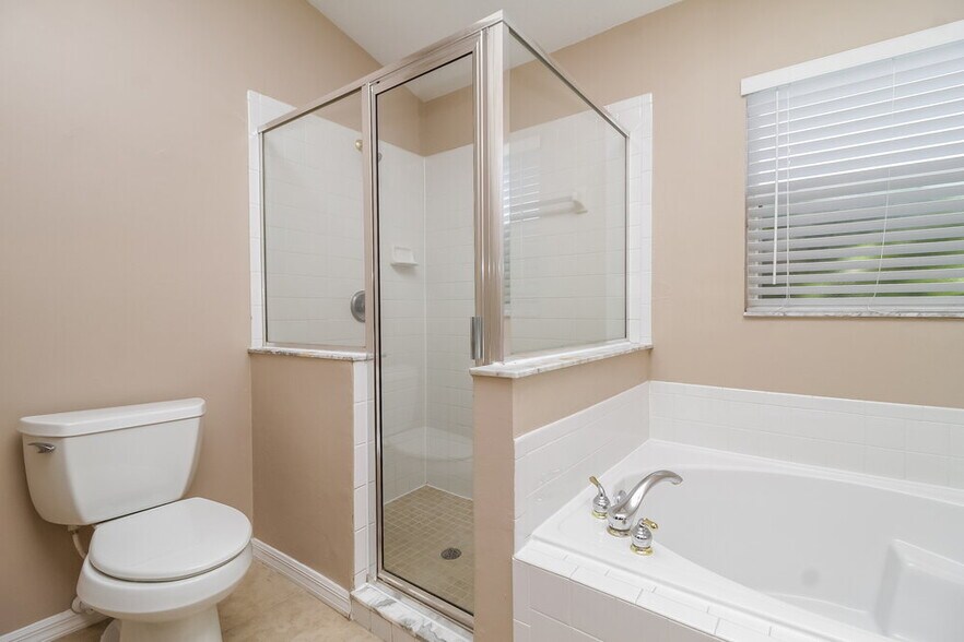 Building Photo - 13803 Riverpath Grove Dr