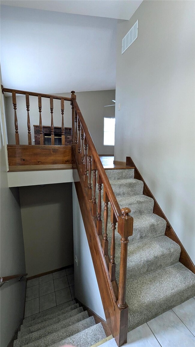 Building Photo - 332 Spencer Pl