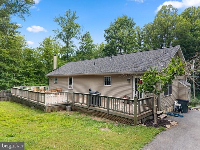 Building Photo - 344 White Mule Ln