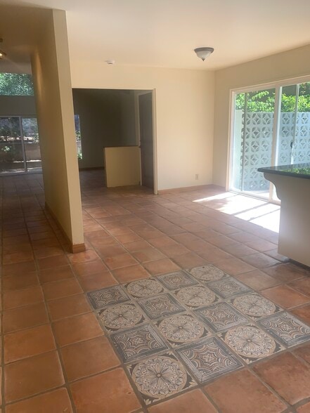 Building Photo - 30 Saint Francis Way