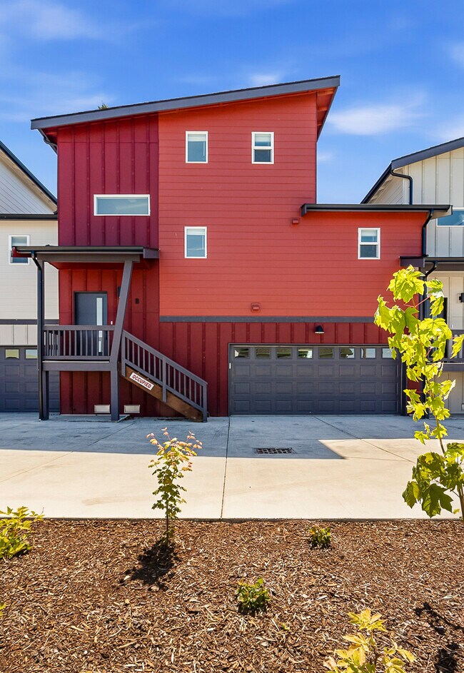 Building Photo - 27523 102nd Ave NW