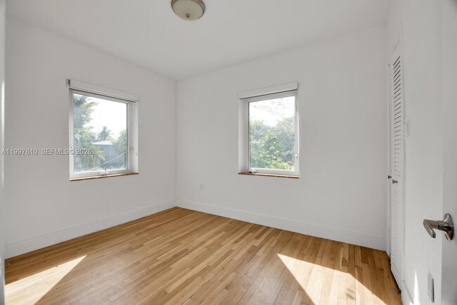 Building Photo - 5510 SW 76th St