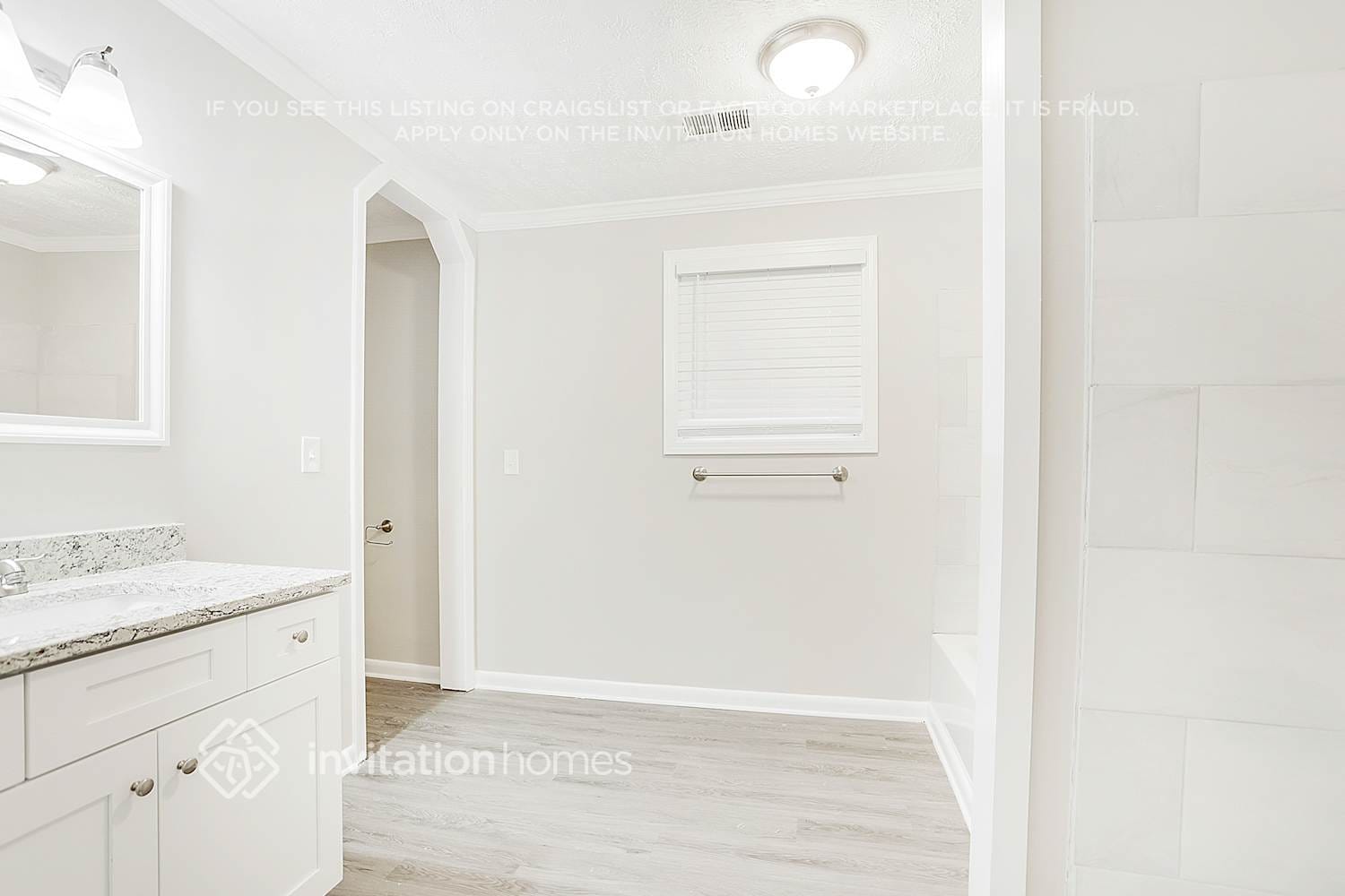 Building Photo - 334 Dartmouth Dr SW