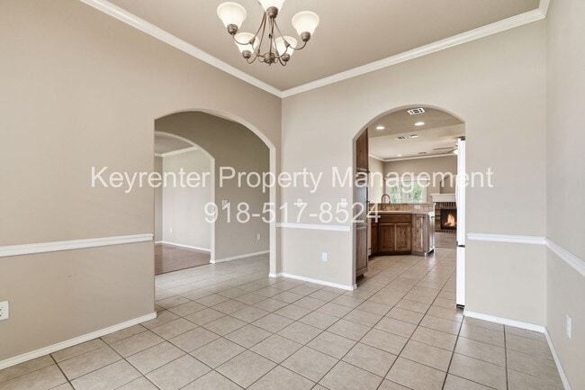 Building Photo - 3 Bed | 2 Bath | Jenks