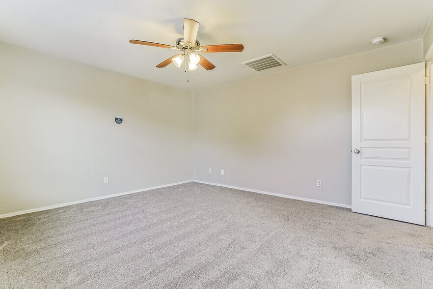 Building Photo - 11457 W Rio Vista Ln