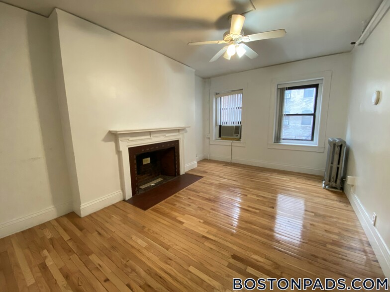 Building Photo - 91 Westland Ave